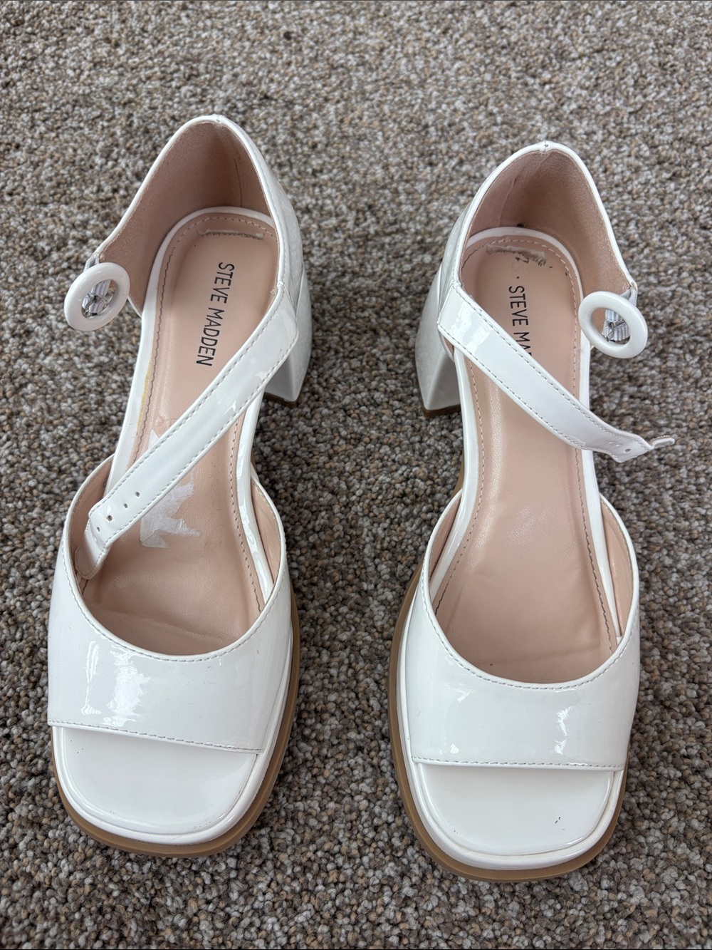 White Steve maden white sandals platform 4.5 Y fits women 7.5-8